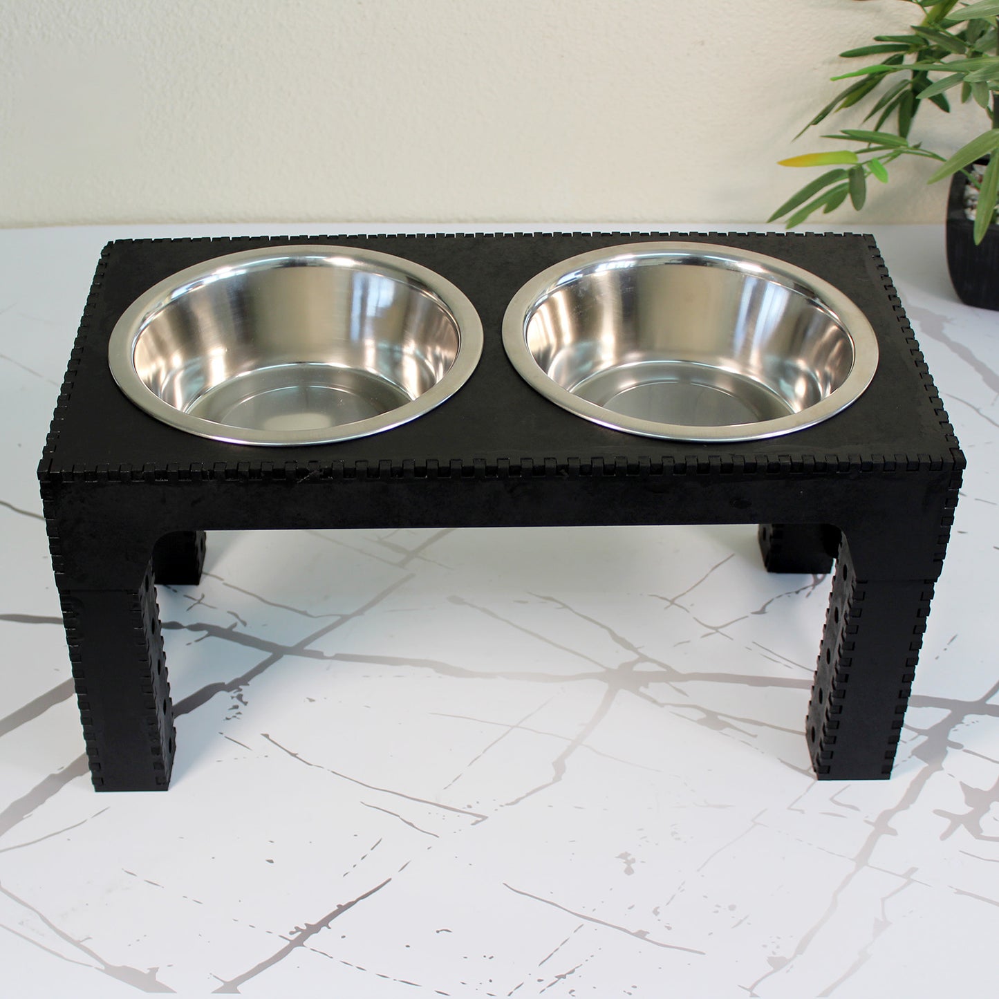 Comedero Elevado Perro Personalizado con Nombre y Patas Regulables hasta 41,8 cm - Modelo Trama