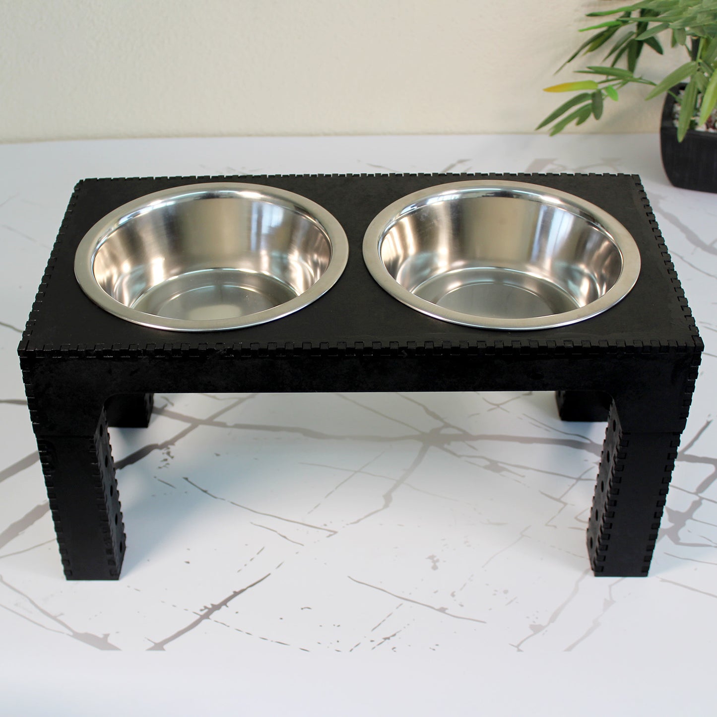 Comedero Elevado Perro Personalizado con Nombre y Patas Regulables hasta 41,8 cm - Modelo Trama